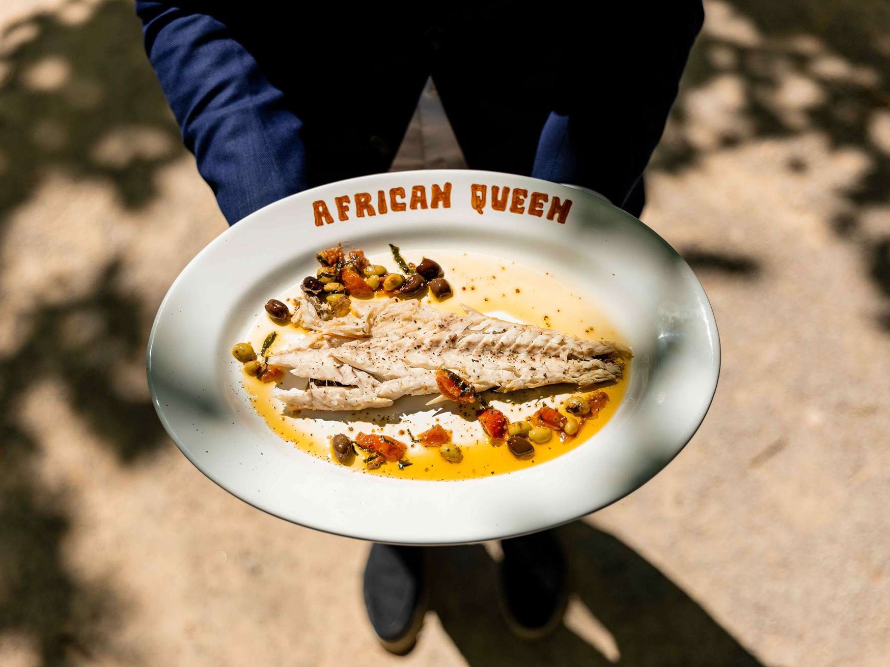 poisson sauce african queen restaurant saint tropez sud france