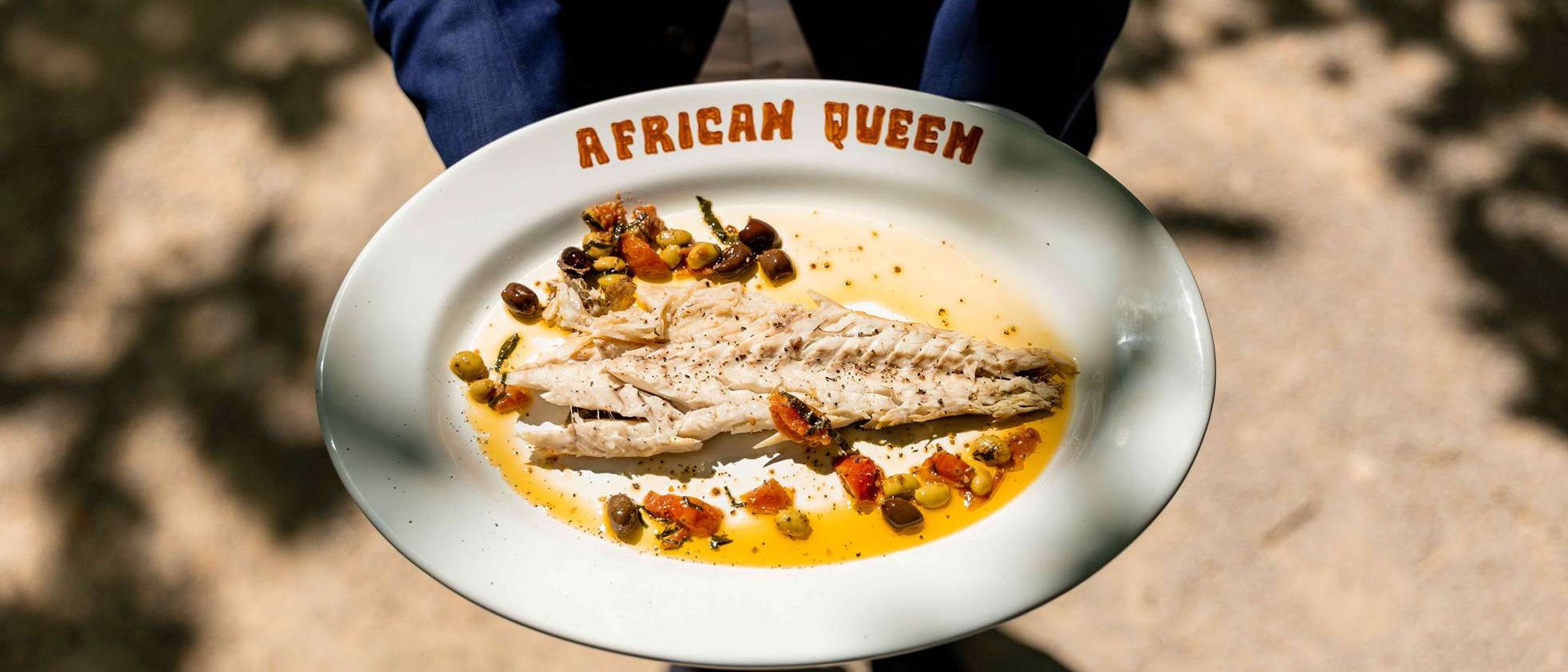 poisson sauce african queen restaurant saint tropez sud france