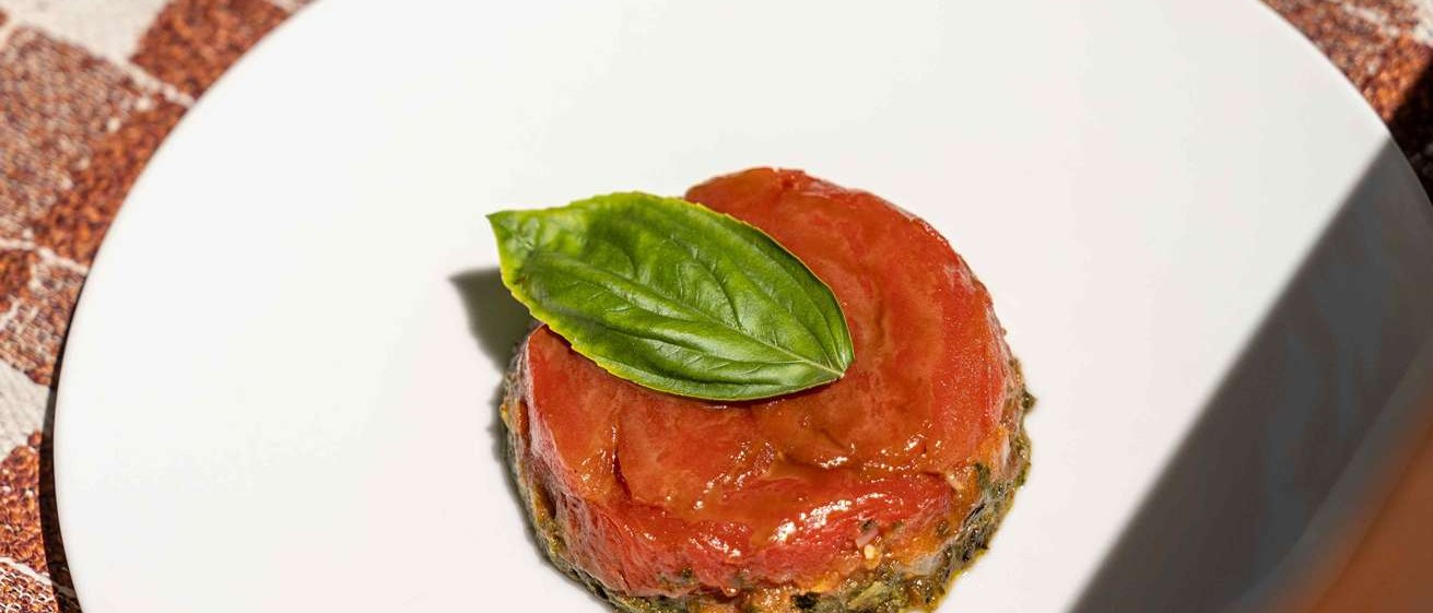 tarte sud tomates legumes soleil restaurant france african queen saint tropez