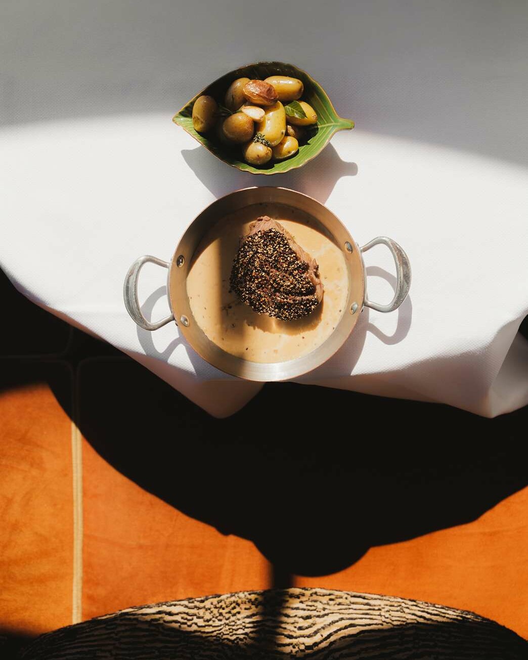 african queen restaurant meat beef grilled sauce