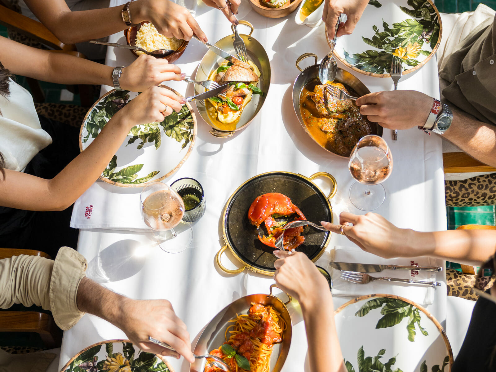 group restaurant table